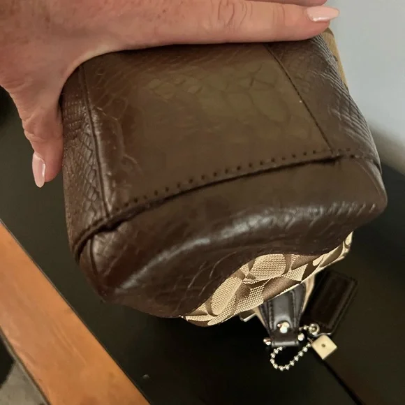 Coach Charlie Signature Python Brown and Tan Shoulder Bag - Picture 10 of 15